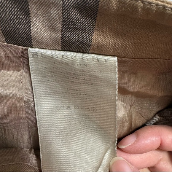 Burberry London Nova Check Tan A-Line Pleated Skirt Size 4 - Picture 5 of 16